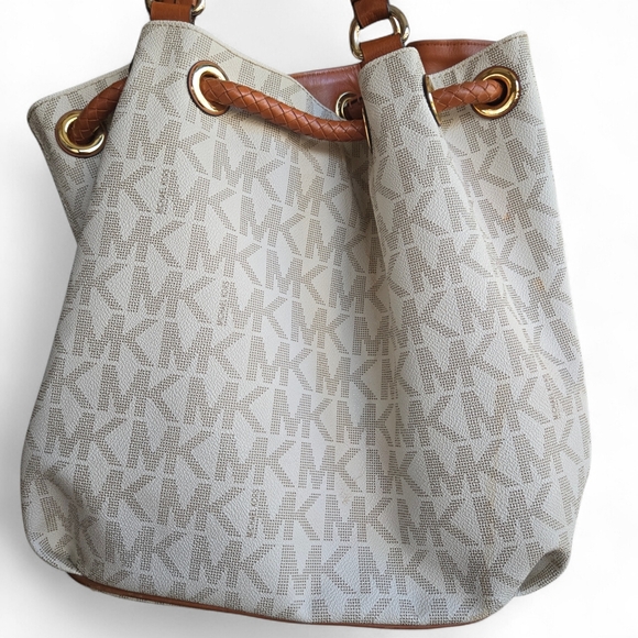 MICHAEL Michael Kors Jet Set Large Gathered Tote Tassels Brown Gold Vanilla - Picture 3 of 9